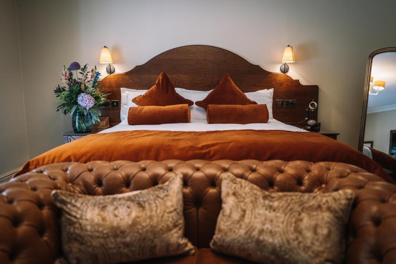 Bridge House & Silver Howe View Hotel 3*