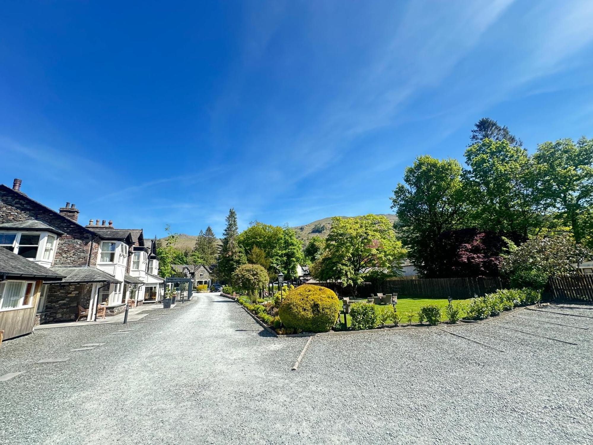 Bridge House & Silver Howe View 3*